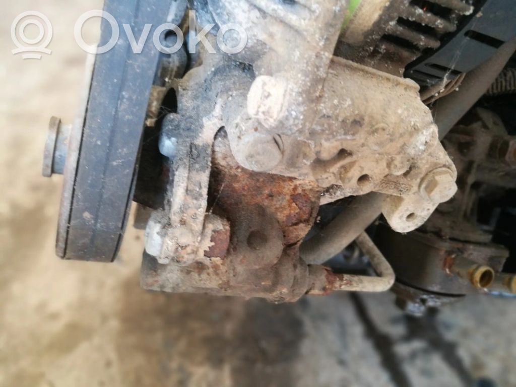 Renault Laguna I Bomba de dirección hidráulica