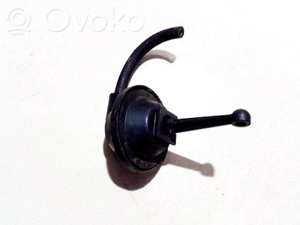 Volkswagen Golf IV Supapă vacuum 