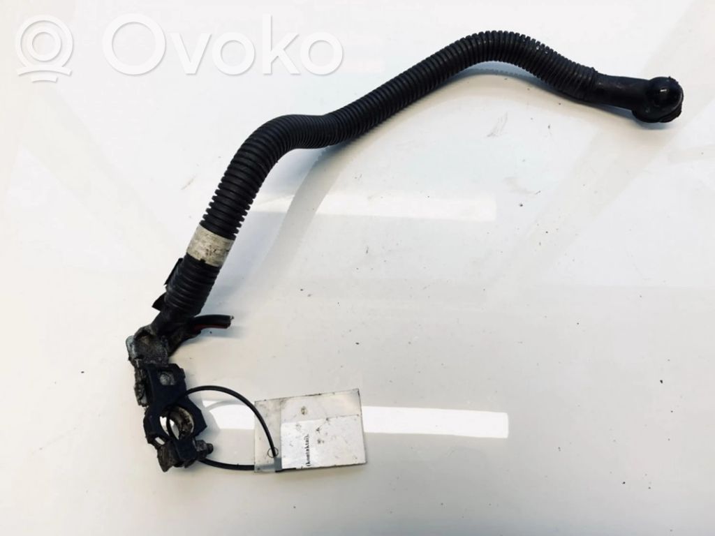 Nissan X-Trail T30 Pluskabel Batterie 