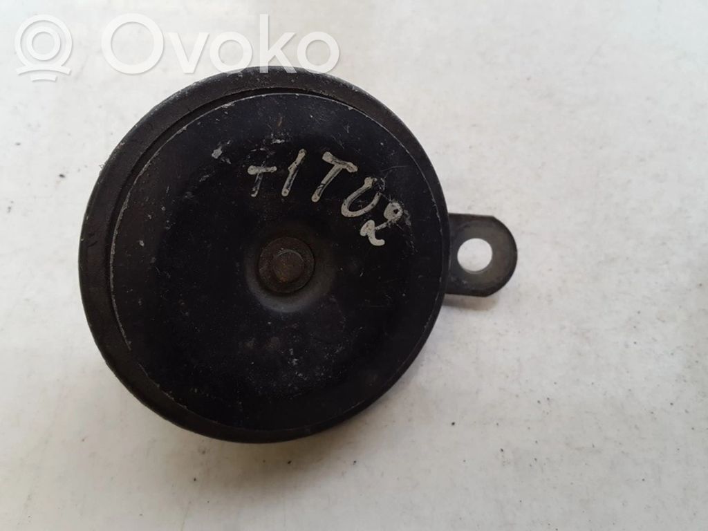 Toyota Avensis T220 Clacson