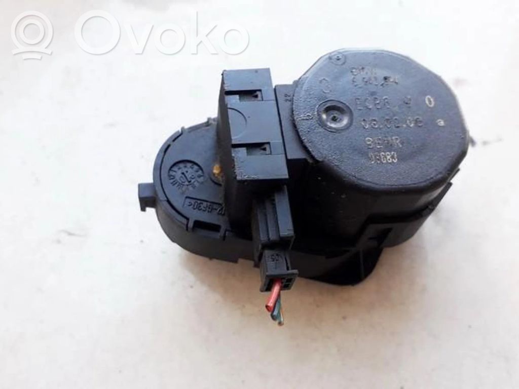BMW 5 E60 E61 Motor/actuator clapetă aer