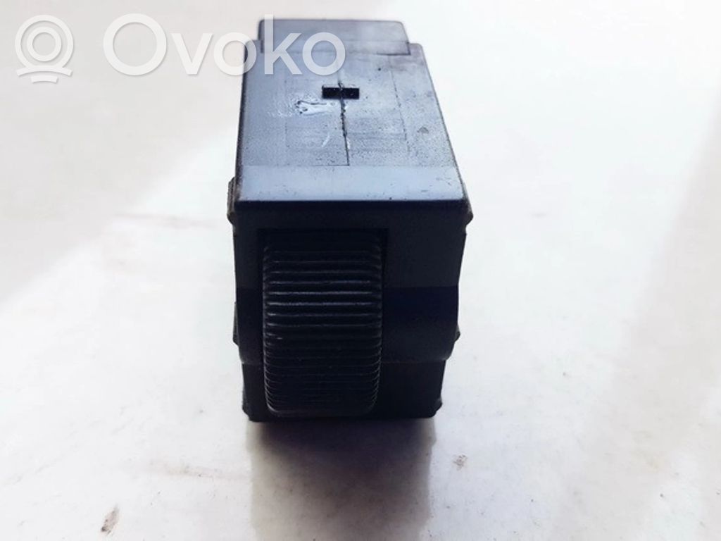 Comutator lumini bord   LK04000900,MR114072,LK04000900,MR114072