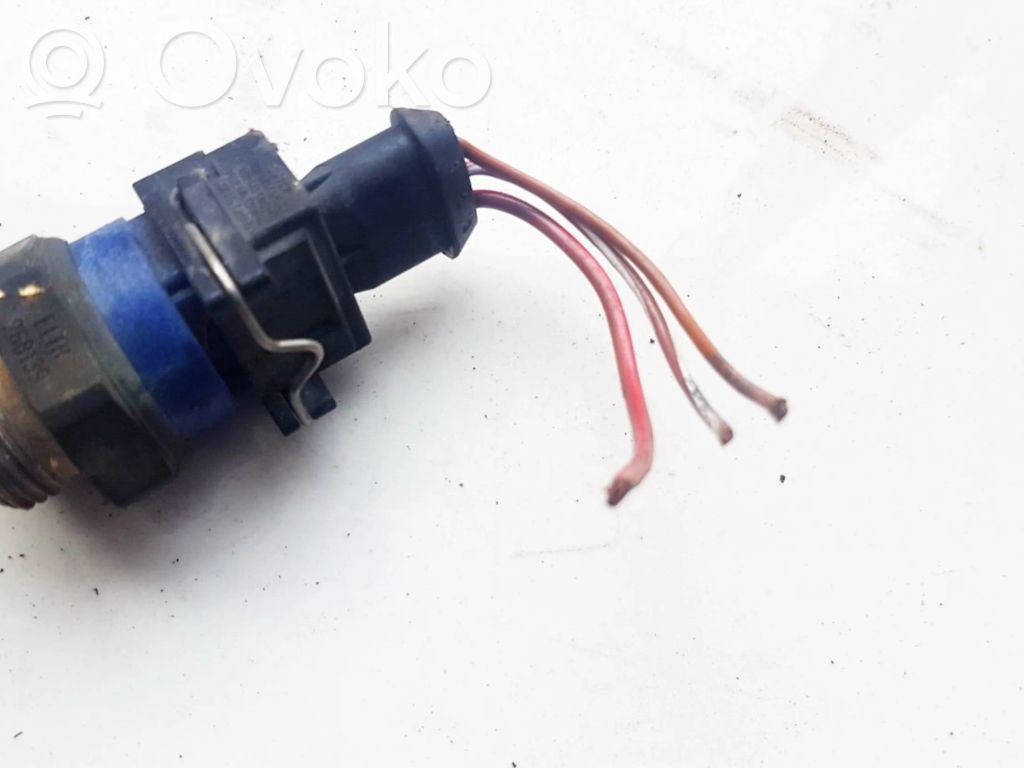 Opel Vectra B Coolant temperature sensor 