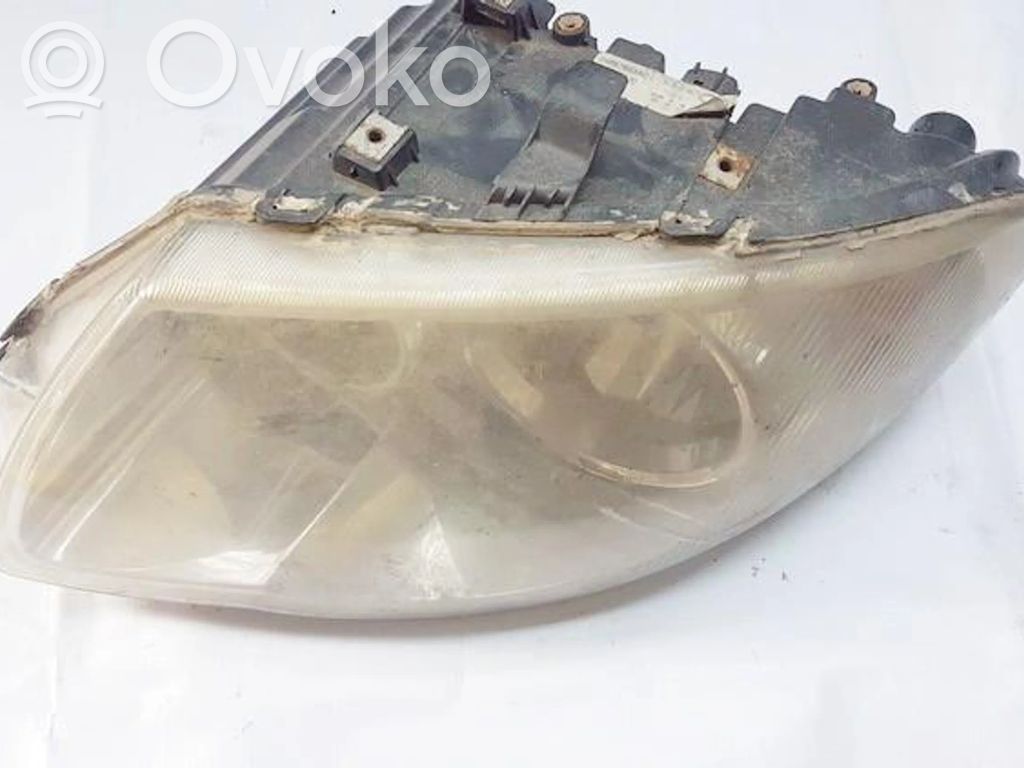 Chrysler Voyager Phare frontale
