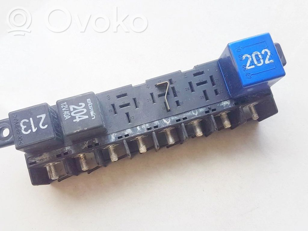 Volkswagen PASSAT B6 Set scatola dei fusibili 