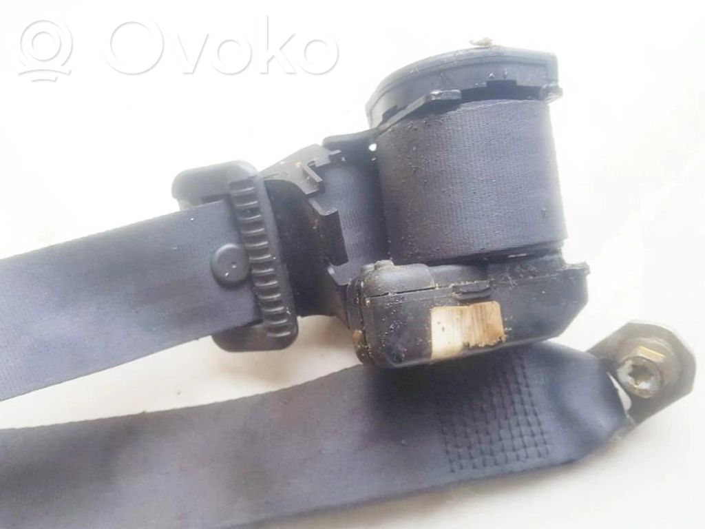 Volvo S40, V40 Cinturón trasero 