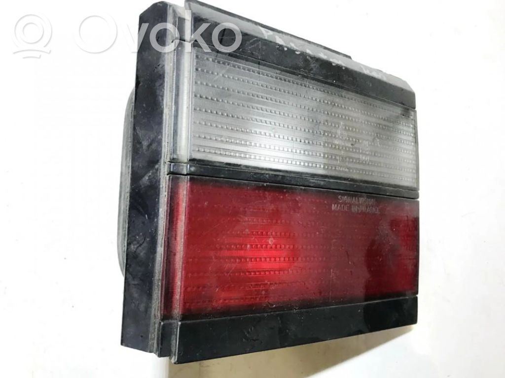 Volkswagen PASSAT B3 Luces portón trasero/de freno 