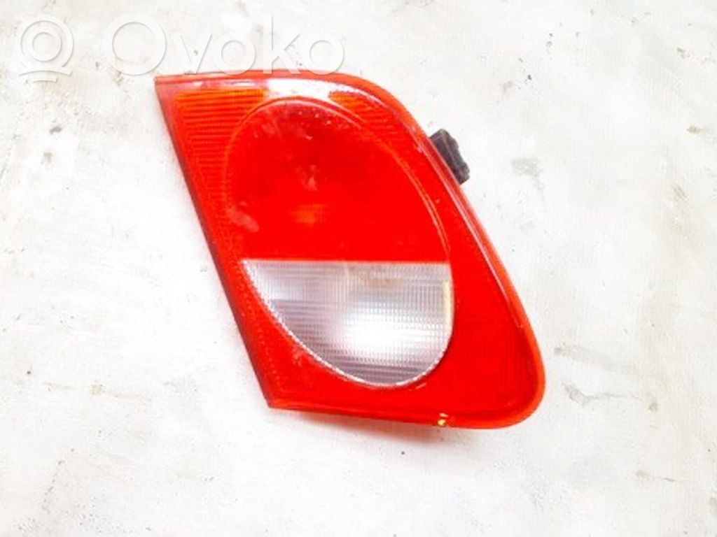 Mercedes-Benz E W210 Luci posteriori del portellone del bagagliaio