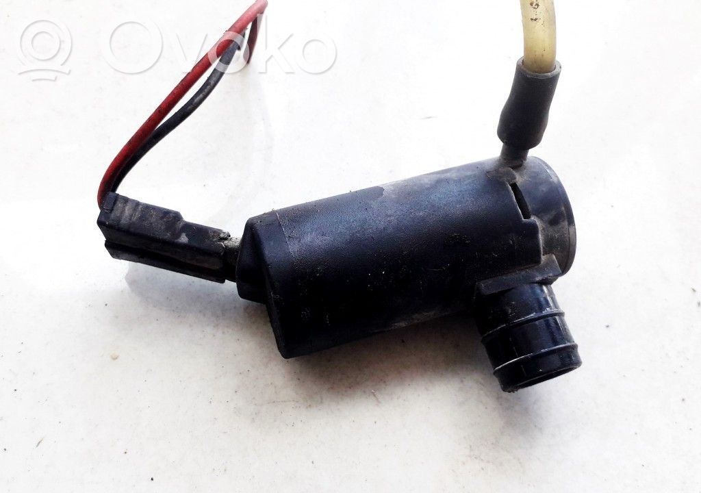 Ford Fiesta Pompa spryskiwacza szyby przedniej / czołowej 