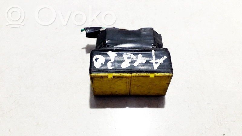 Otros relés   12V40A03532,12V40A03532