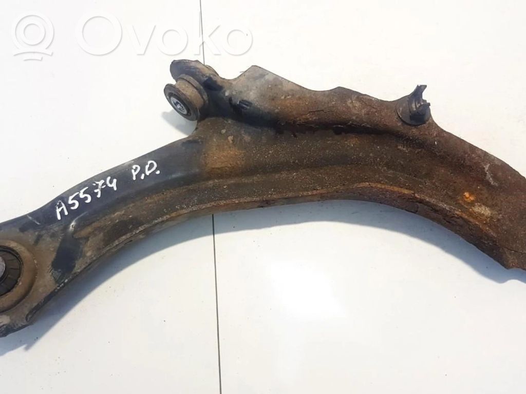 Renault Megane II Braccio di controllo sospensione anteriore inferiore/braccio oscillante