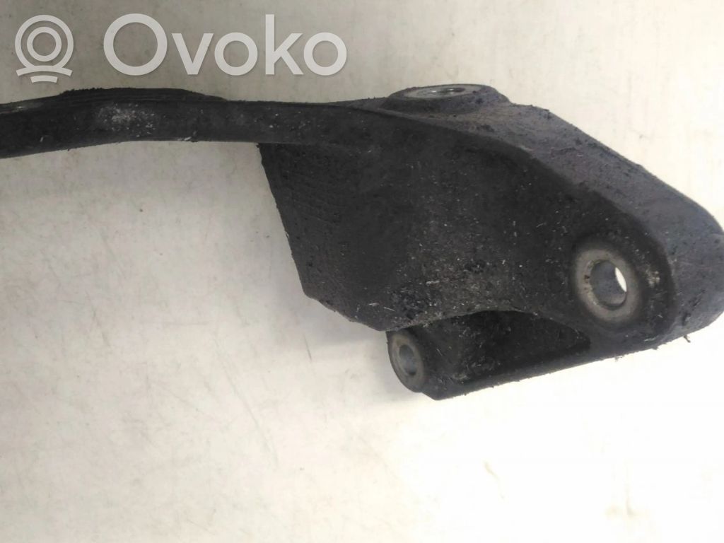 Engine mounting bracket   1S716P093AB,1S716P093AB