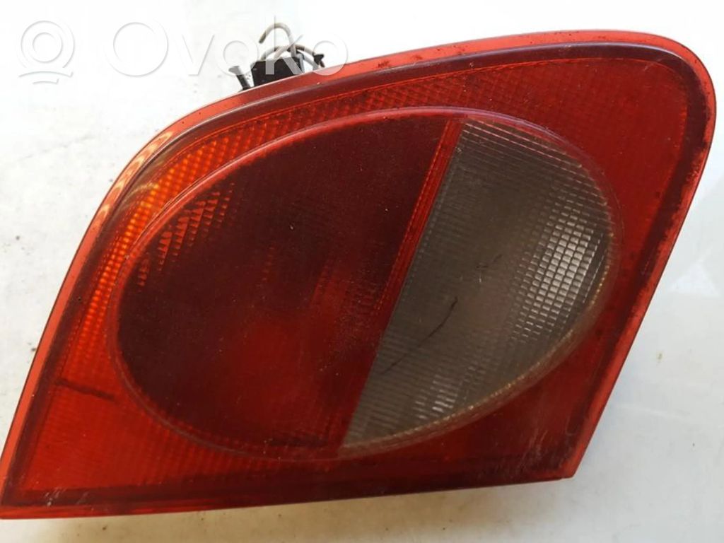 Mercedes-Benz E W210 Lampă spate în capacul portbagajului 
