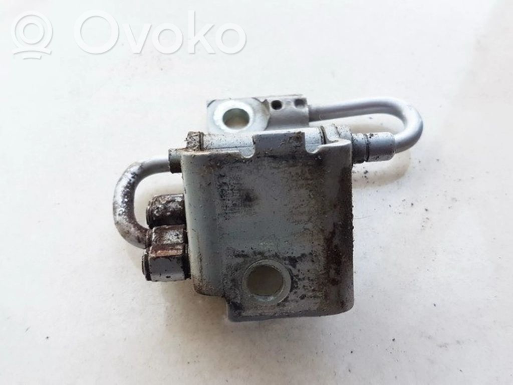 Etuoven yläsarana   8E0831411B,8E0831411B