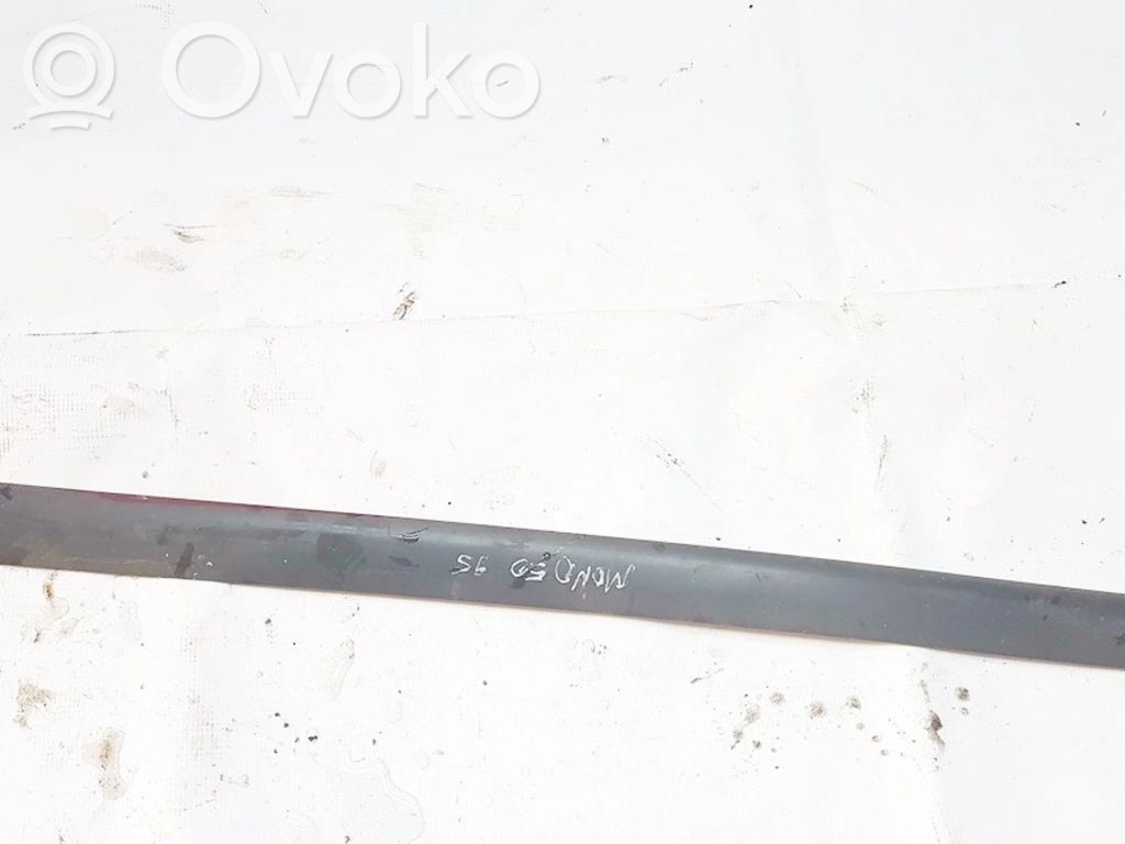 Ford Mondeo MK I Rivestimento portiera posteriore (modanatura)