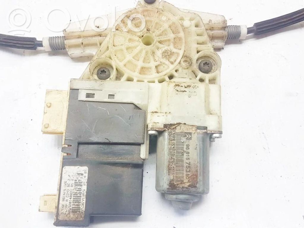 Citroen C4 I Motor del regulador de la ventanilla de la puerta delantera 