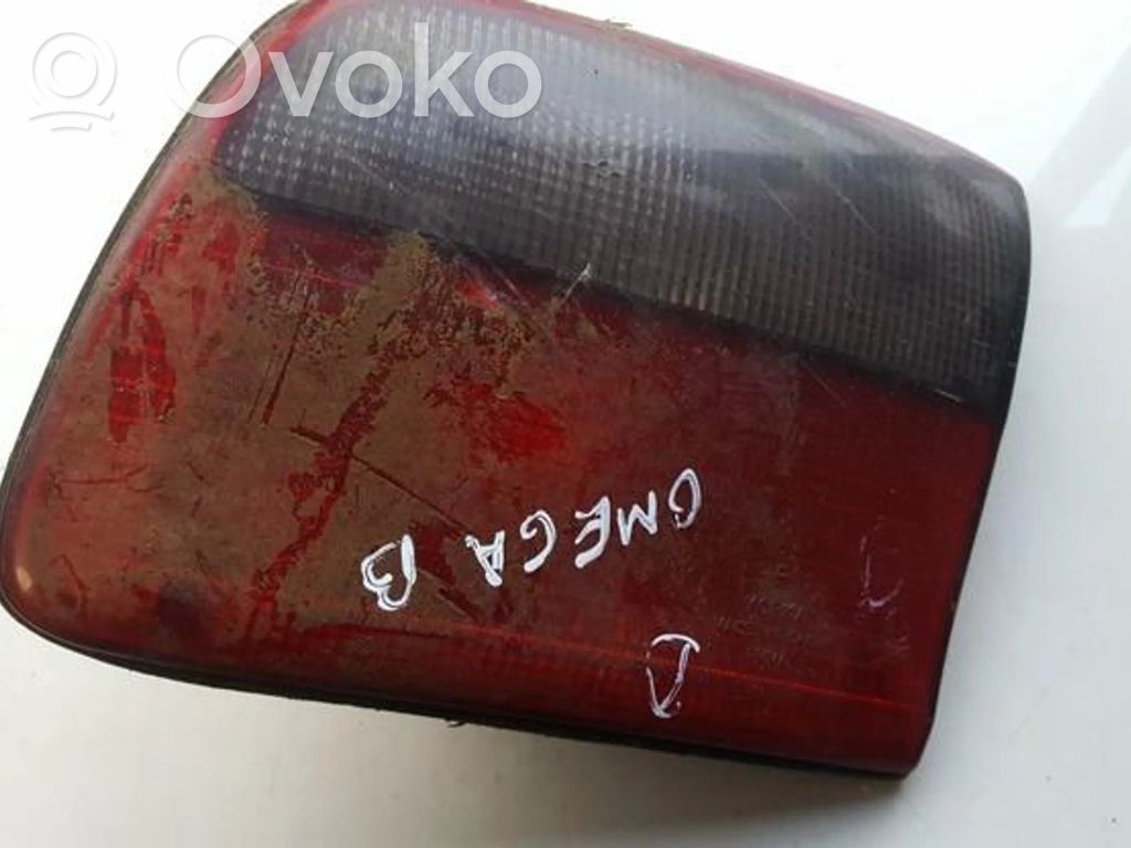 Opel Omega B1 Tailgate rear/tail lights 