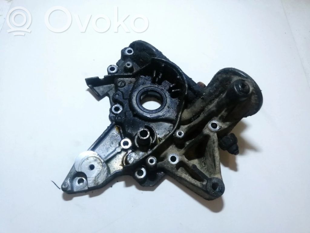 Mitsubishi Carisma Öljypumppu 