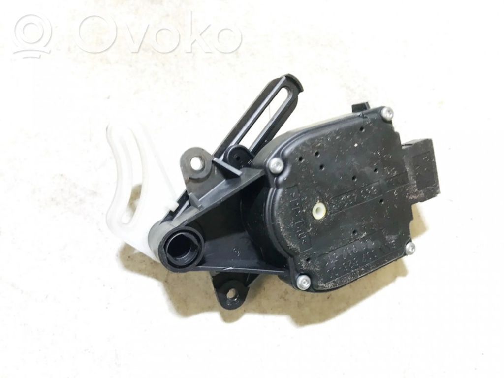 Volkswagen PASSAT B5 Stellmotor Heizung Klima
