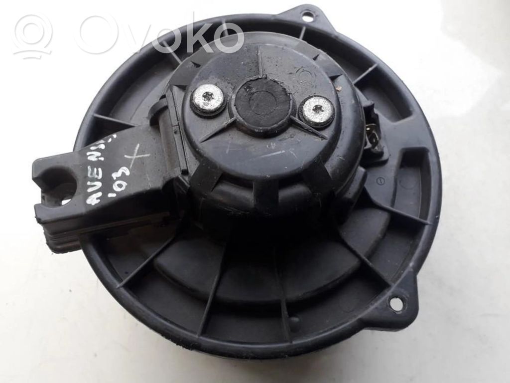 Toyota Avensis T250 Ventilator aerotermă