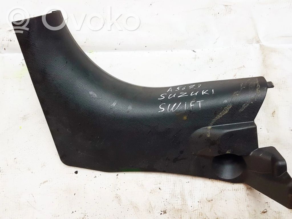 Suzuki Swift I Inne części wnętrza samochodu 