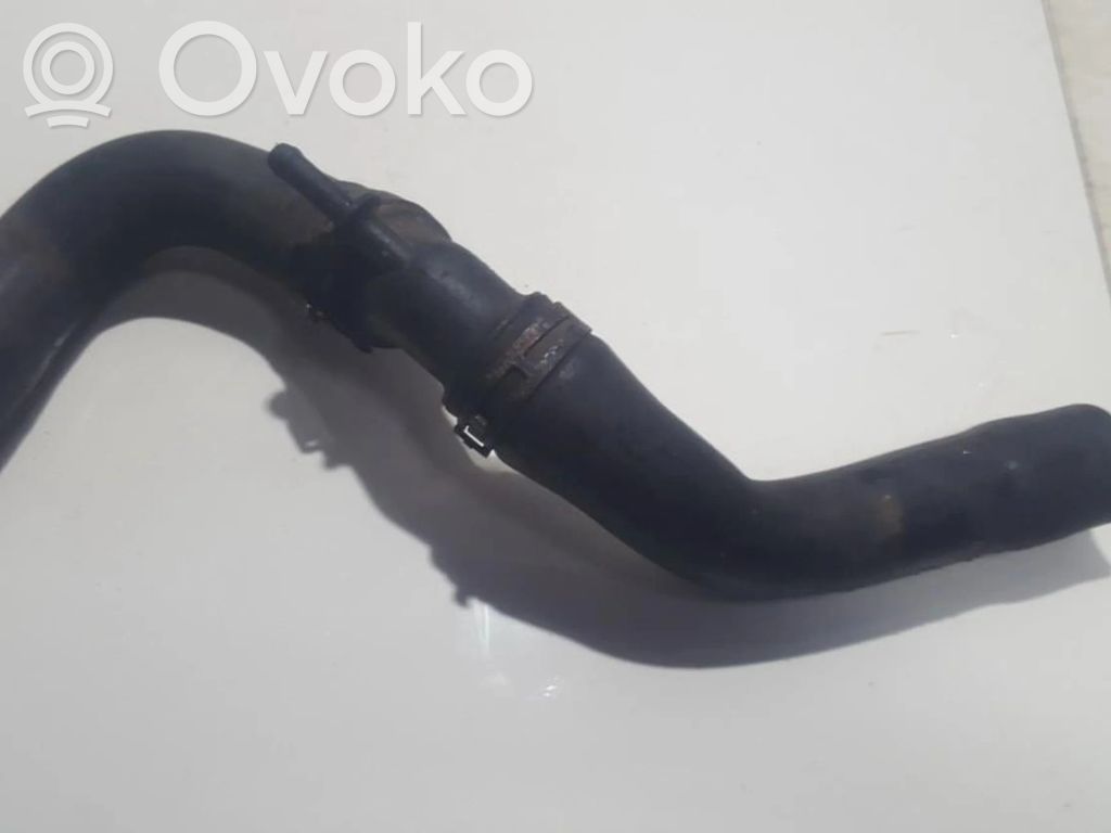 Volkswagen Golf IV Tubo flessibile del liquido di raffreddamento del motore