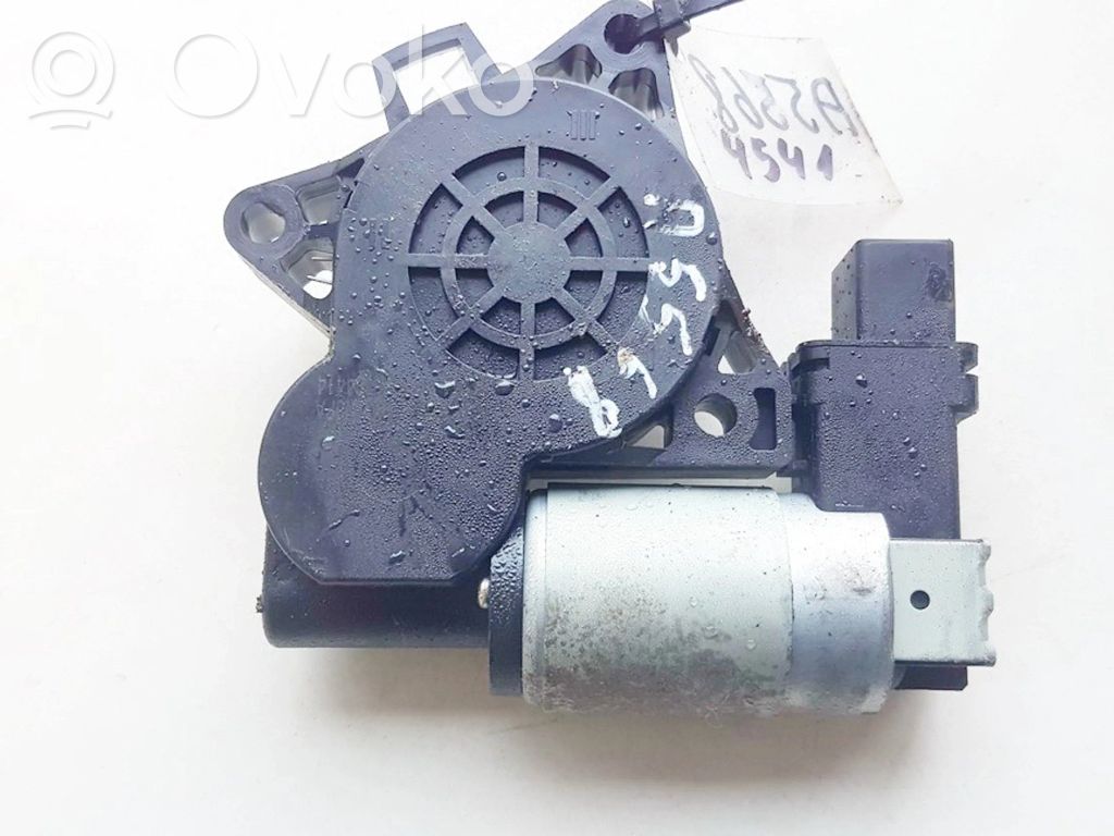 Mazda 2 Motor macara geam ușă spate 