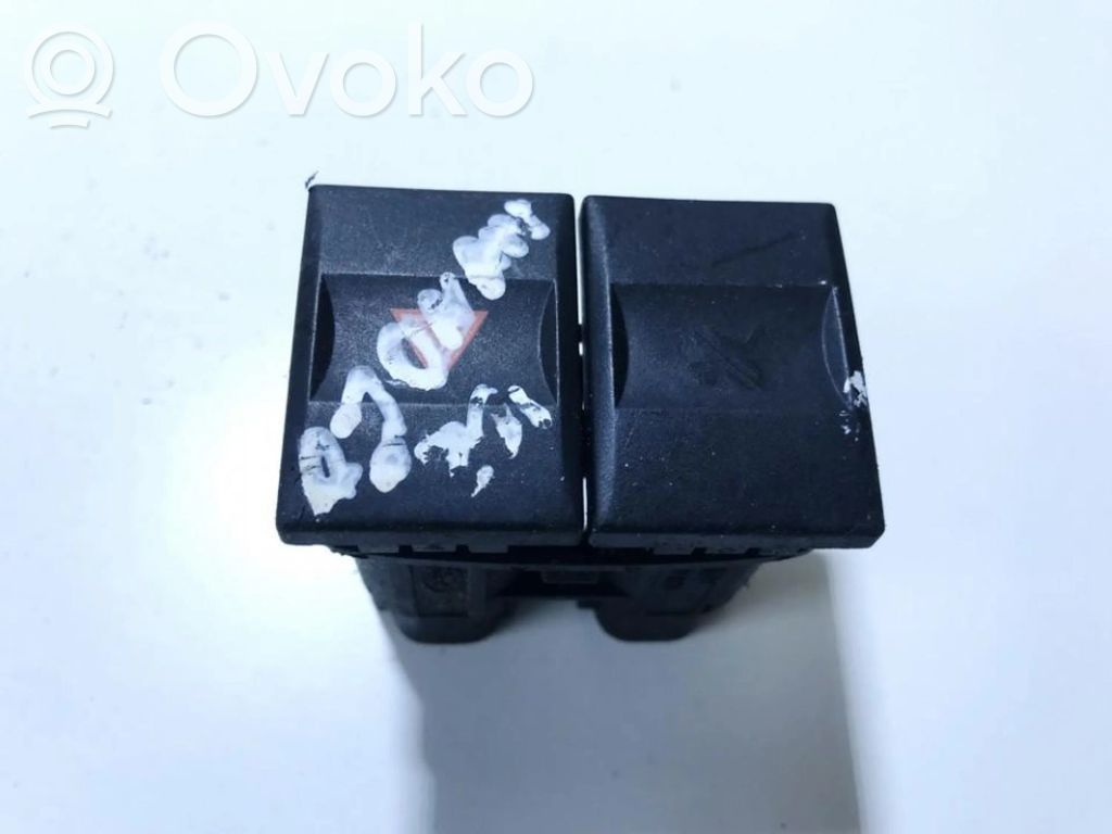 Ford Mondeo Mk III Comutator lumini pericol 