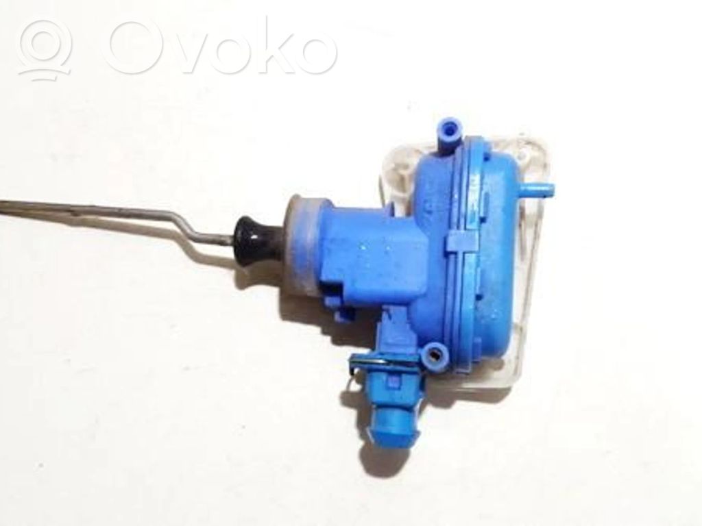 Audi 80 90 B3 Pompa a vuoto chiusura centralizzata