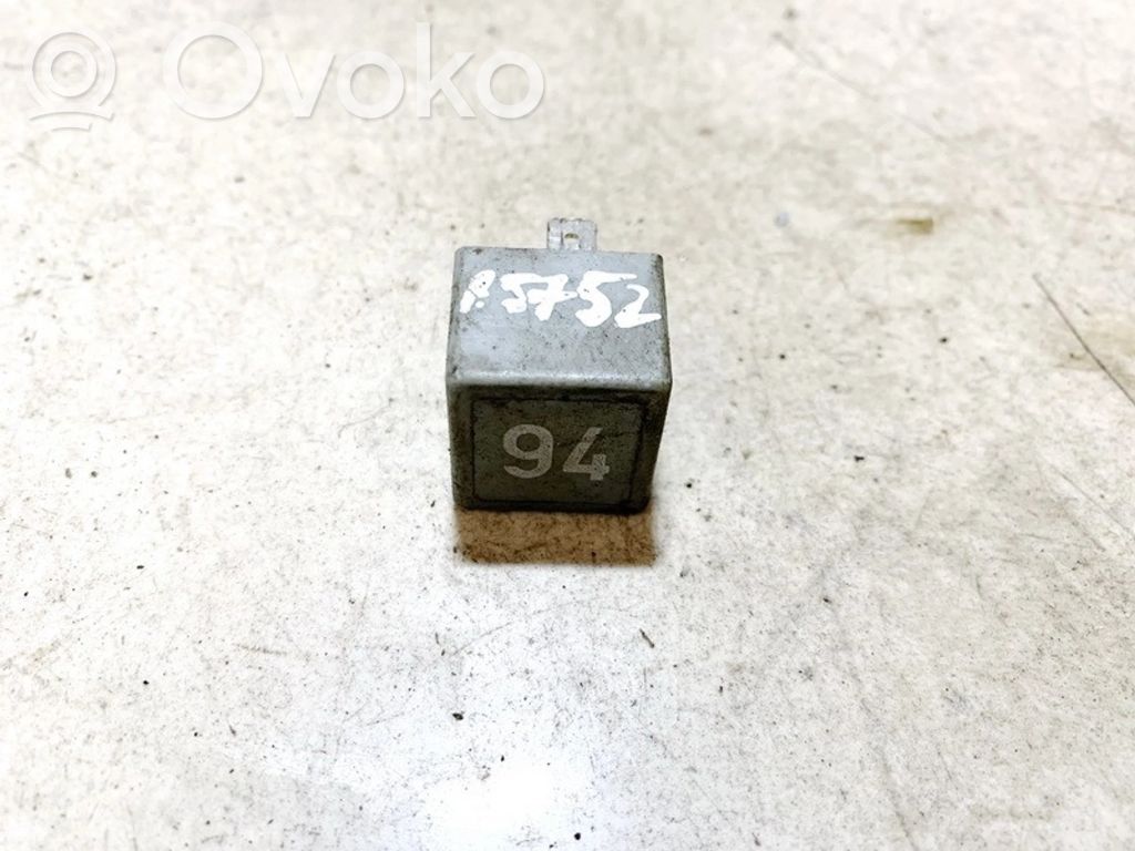 Otros relés   191906383B,WL020202002,191906383B,WL020202002