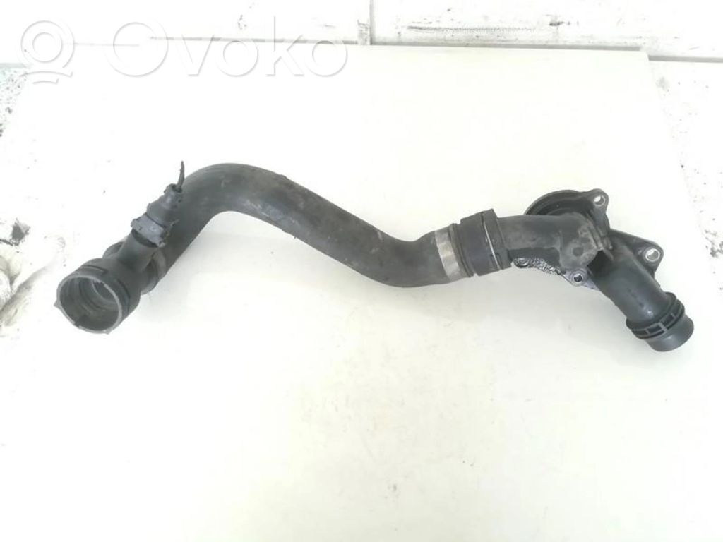 BMW 5 E60 E61 Tubo flessibile del liquido di raffreddamento del motore