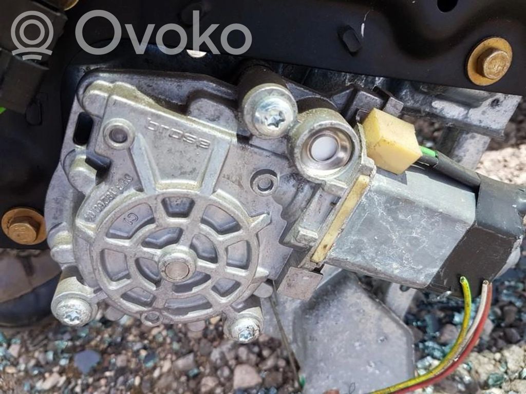 Audi A6 S6 C4 4A Motor macara geam ușă spate 