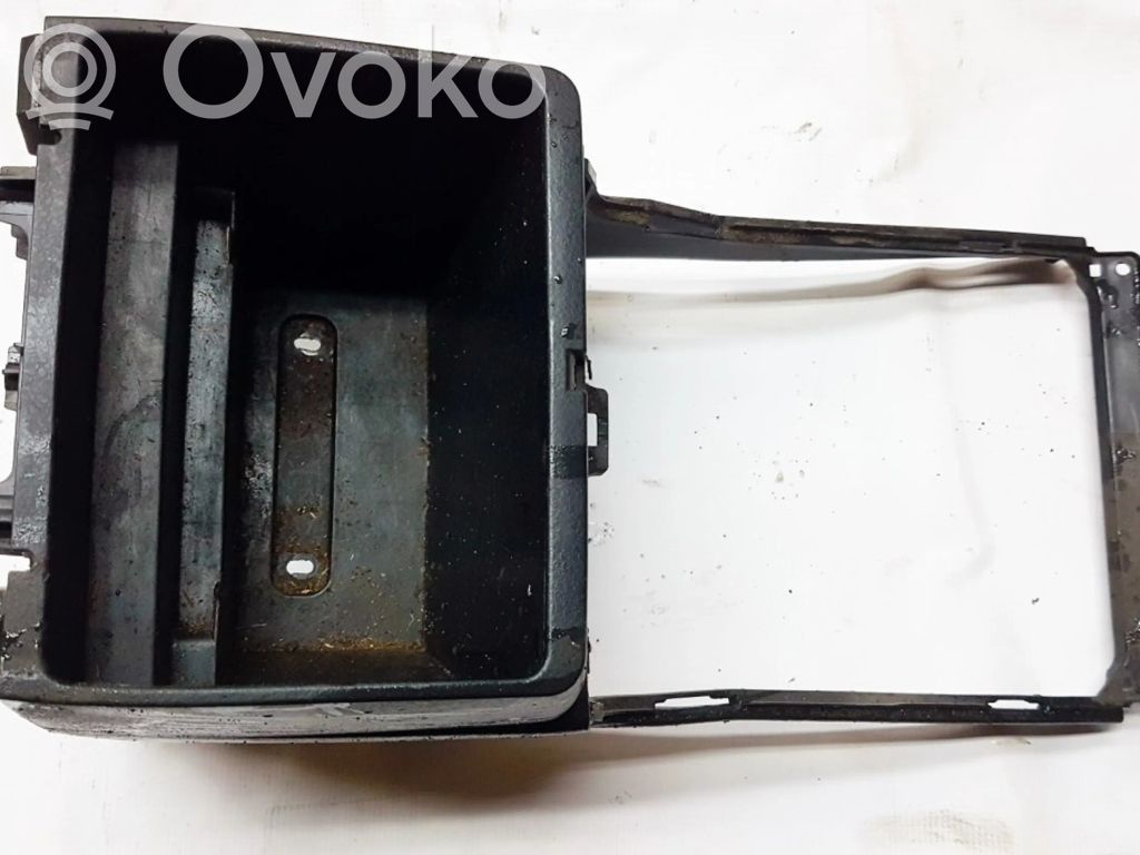 Suzuki Grand Vitara II Vano portaoggetti