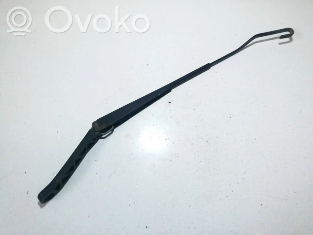 Honda Accord Wischerarm vorne 
