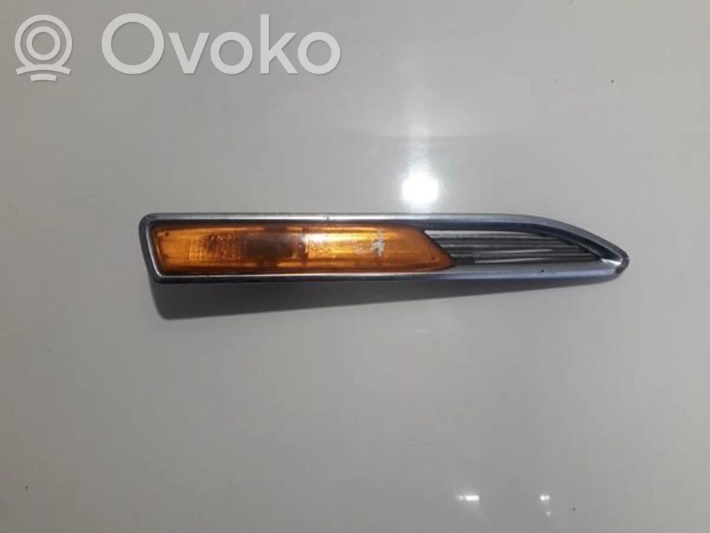 Ford Mondeo MK IV Indicatore di direzione del parafango anteriore