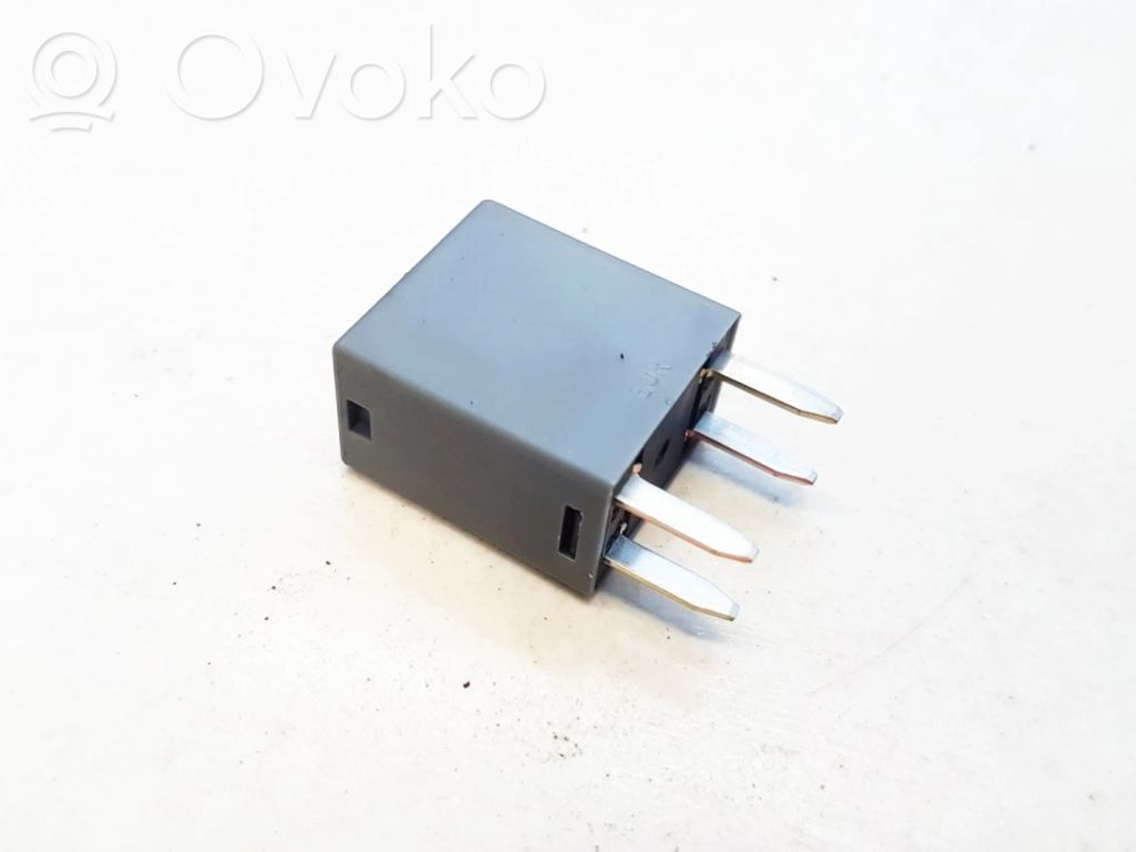 Muu rele   OK2A267740,OK2A267740