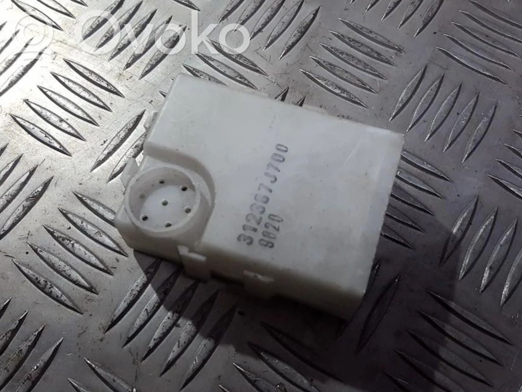 Nissan Primera Other control units/modules 