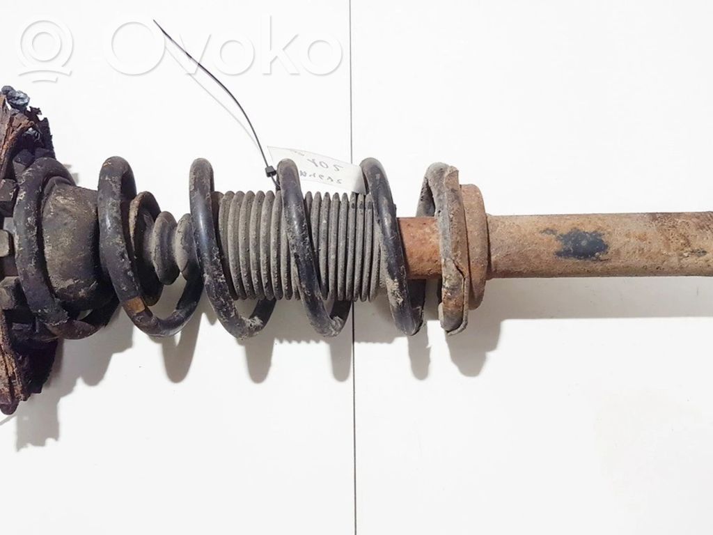 Nissan Almera N16 Amortizor spate 