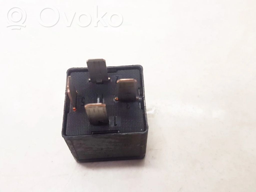 Alte relee   2S7T14B192AA,2S7T14B192AA