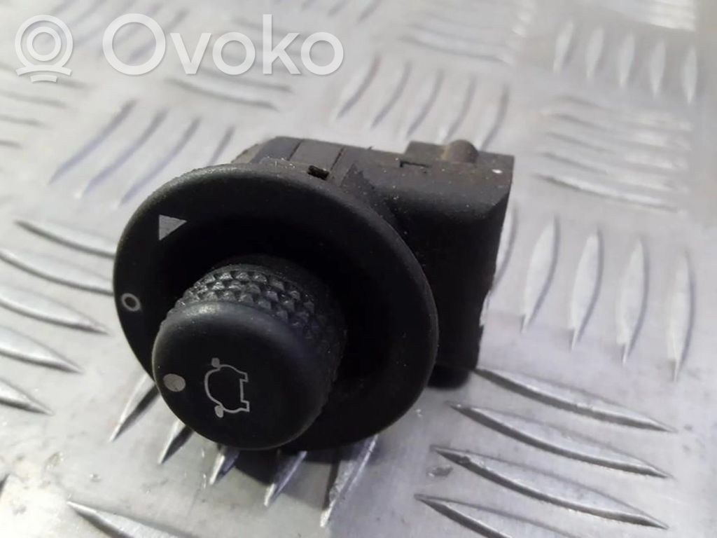 Interruptor del espejo lateral   93BG17B676BA,93BG17B676BA,93BG17B676BA,93BG17B676BA