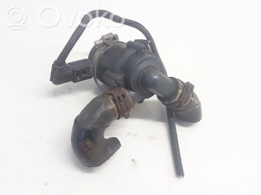 Volkswagen Touareg I Pompa wody 