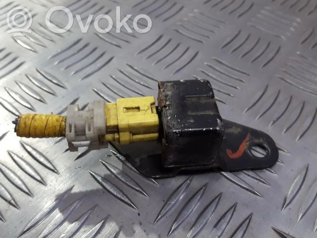 Subaru Legacy Airbagsensor Crashsensor Drucksensor 