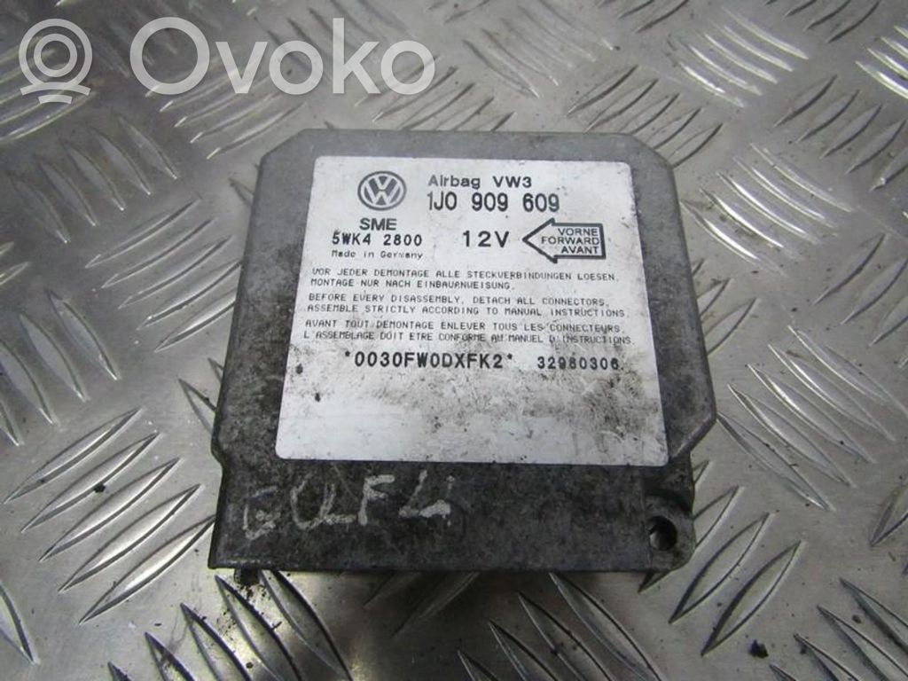 Volkswagen Golf IV Unitate/modul de comandă airbaguri 