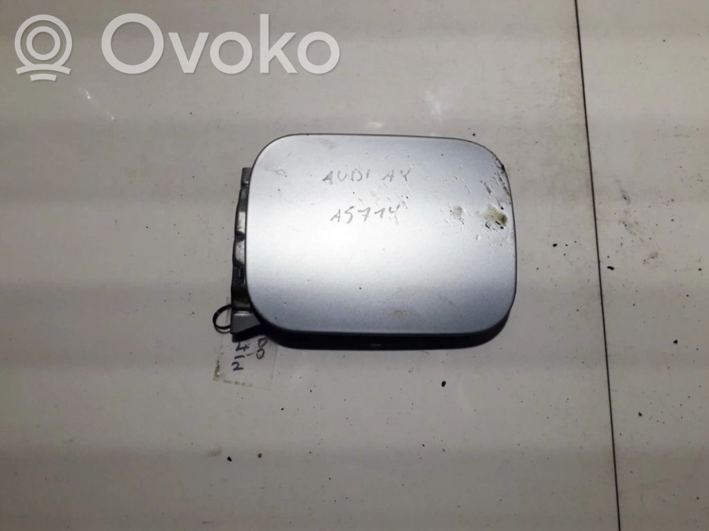 Polttoainesäiliön korkki   8D0010148Q,8D0010148Q