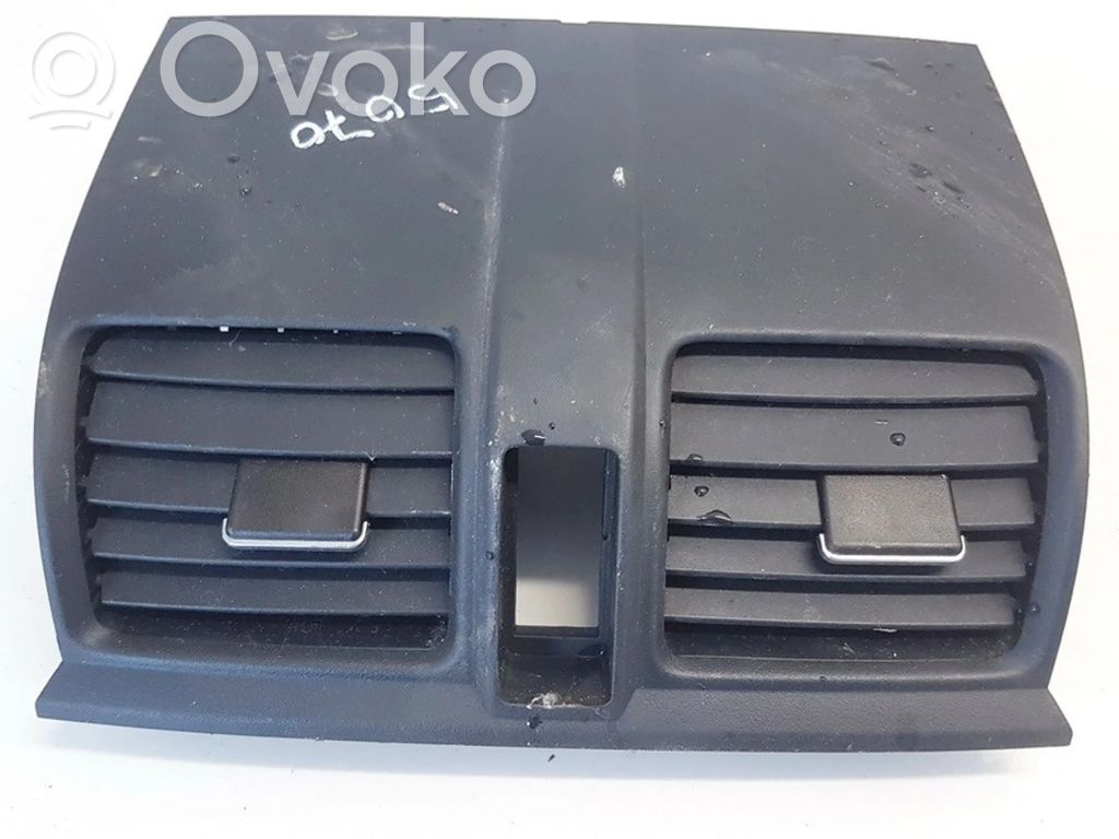Honda CR-V Rejilla de ventilación central del panel 