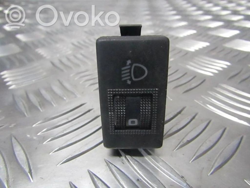 Audi A4 S4 B5 8D Bouton commande réglage hauteur de phares