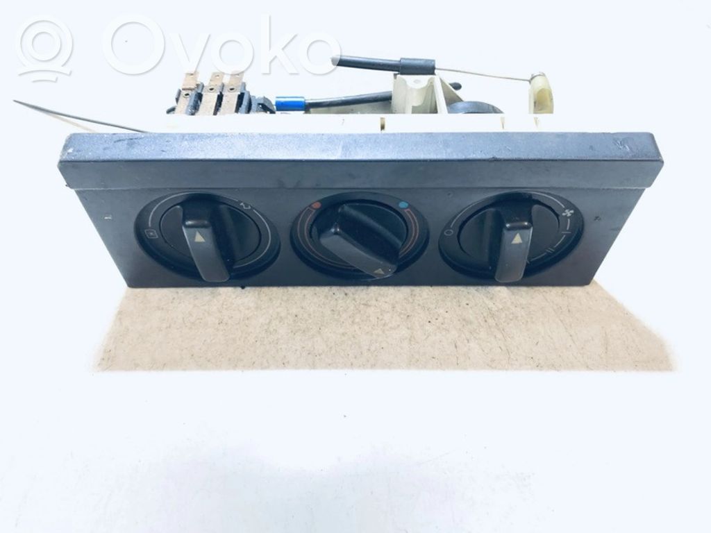 Audi 80 90 B3 Climate control unit 