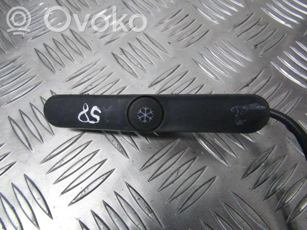 Opel Omega B1 Inne przełączniki i przyciski 