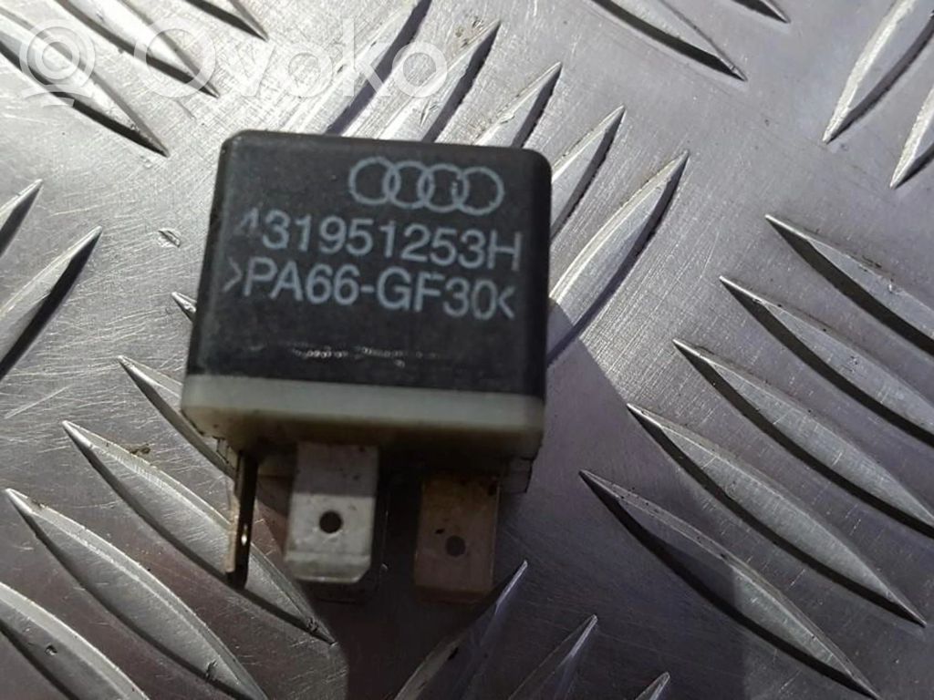 Audi A6 S6 C5 4B Altri relè