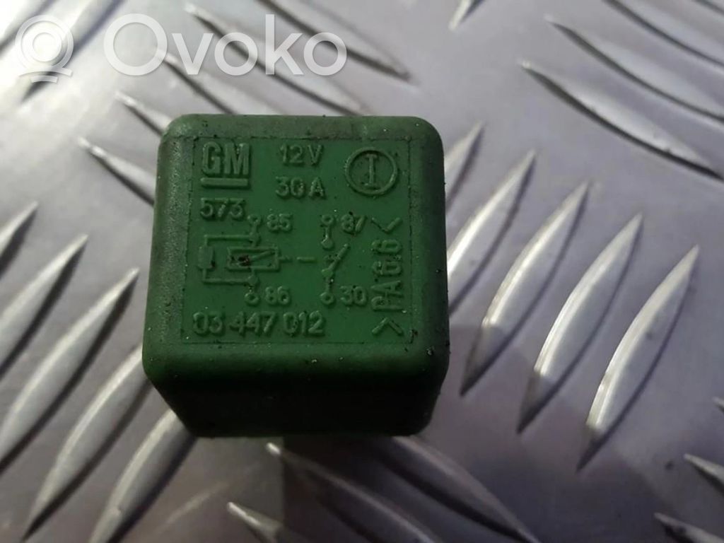Otros relés   03447012,12V30A573,03447012,12V30A573
